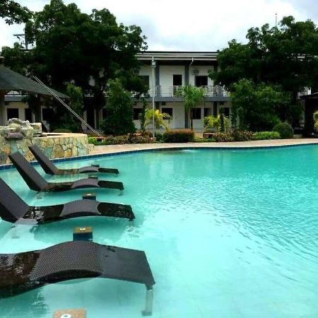 Floating Sanctuary Resort Powered By Cocotel Bulacan 외부 사진
