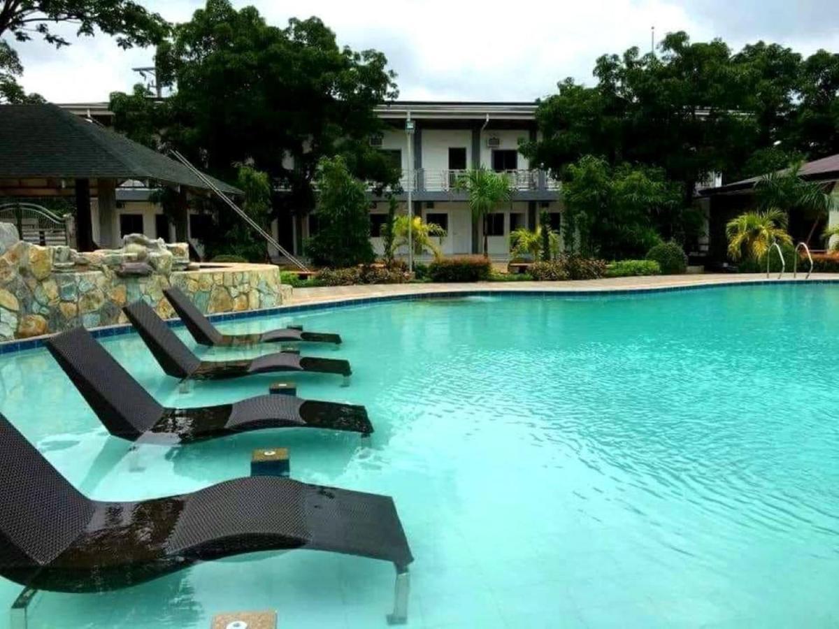 Floating Sanctuary Resort Powered By Cocotel Bulacan 외부 사진